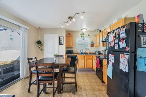 Tiny photo for 322 SPANISH FIELDS DR, Spanish Fork, UT 84660 (MLS # 2134579)