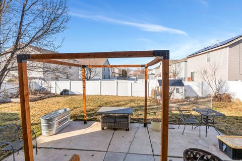 Tiny photo for 322 SPANISH FIELDS DR, Spanish Fork, UT 84660 (MLS # 2134579)
