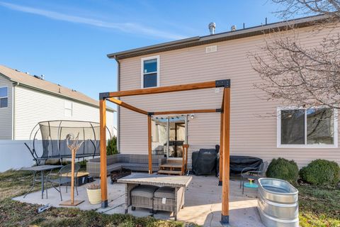 Tiny photo for 322 SPANISH FIELDS DR, Spanish Fork, UT 84660 (MLS # 2134579)