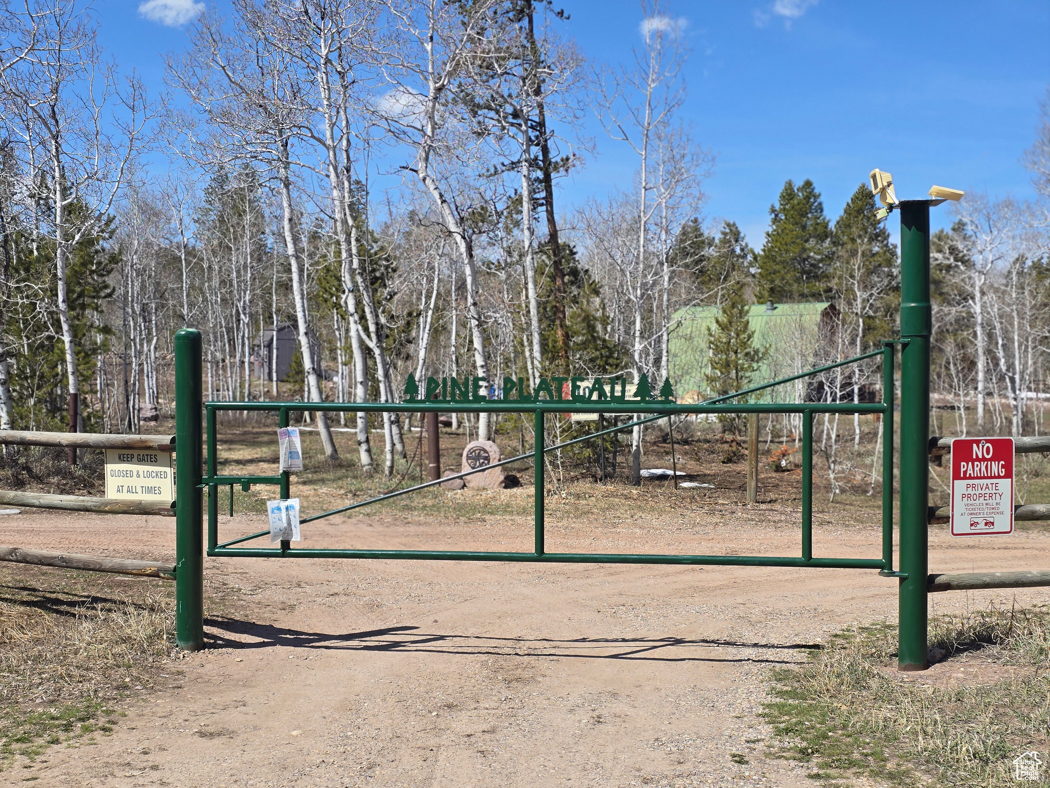 PINE PLATEAU ESTATES NO. 3 SUB. - Land