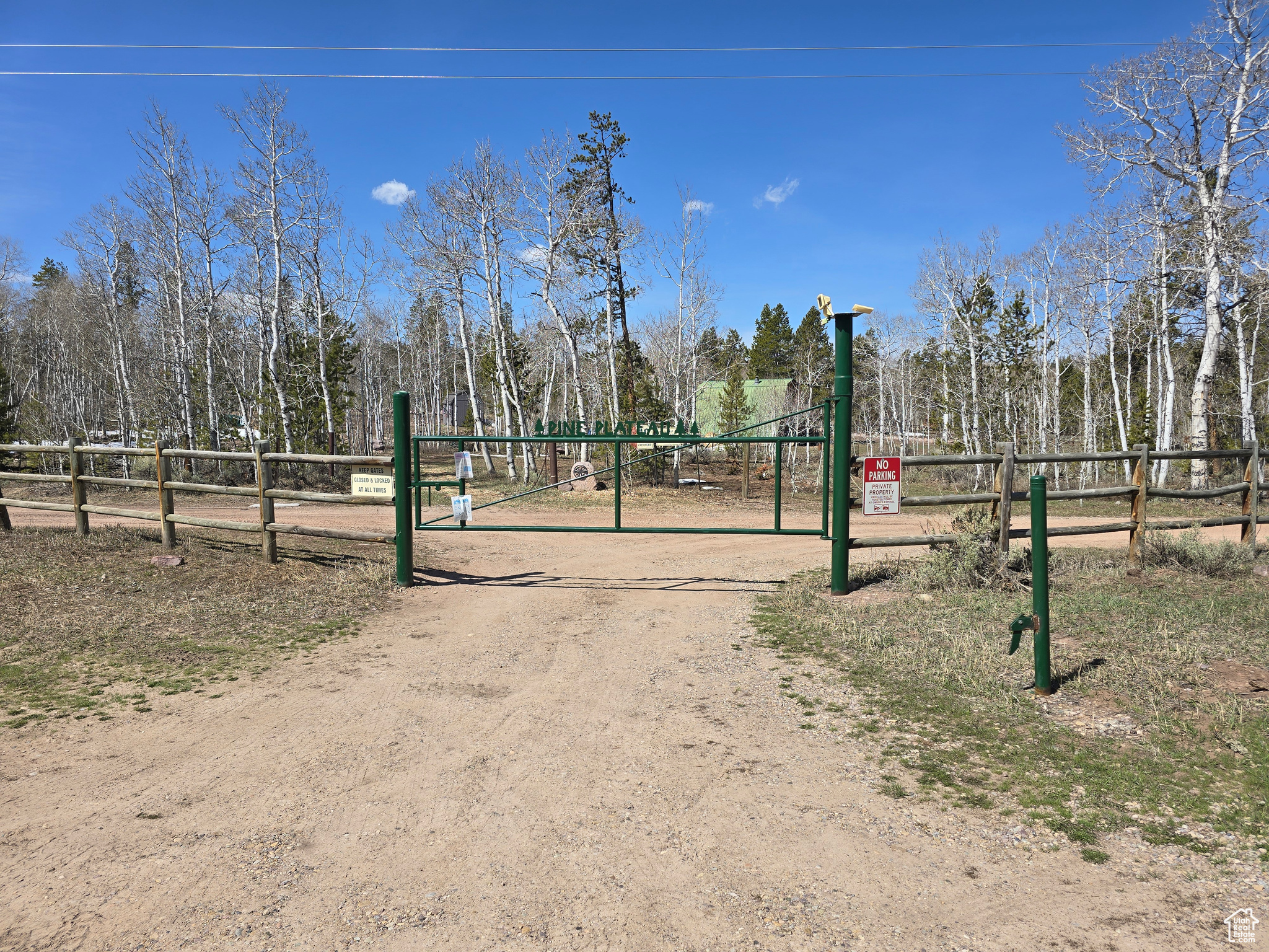 PINE PLATEAU ESTATES NO. 3 SUB. - Land