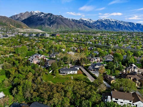 Tiny photo for 2424 E OAKCREST LN, Holladay, UT 84121 (MLS # 2180583)