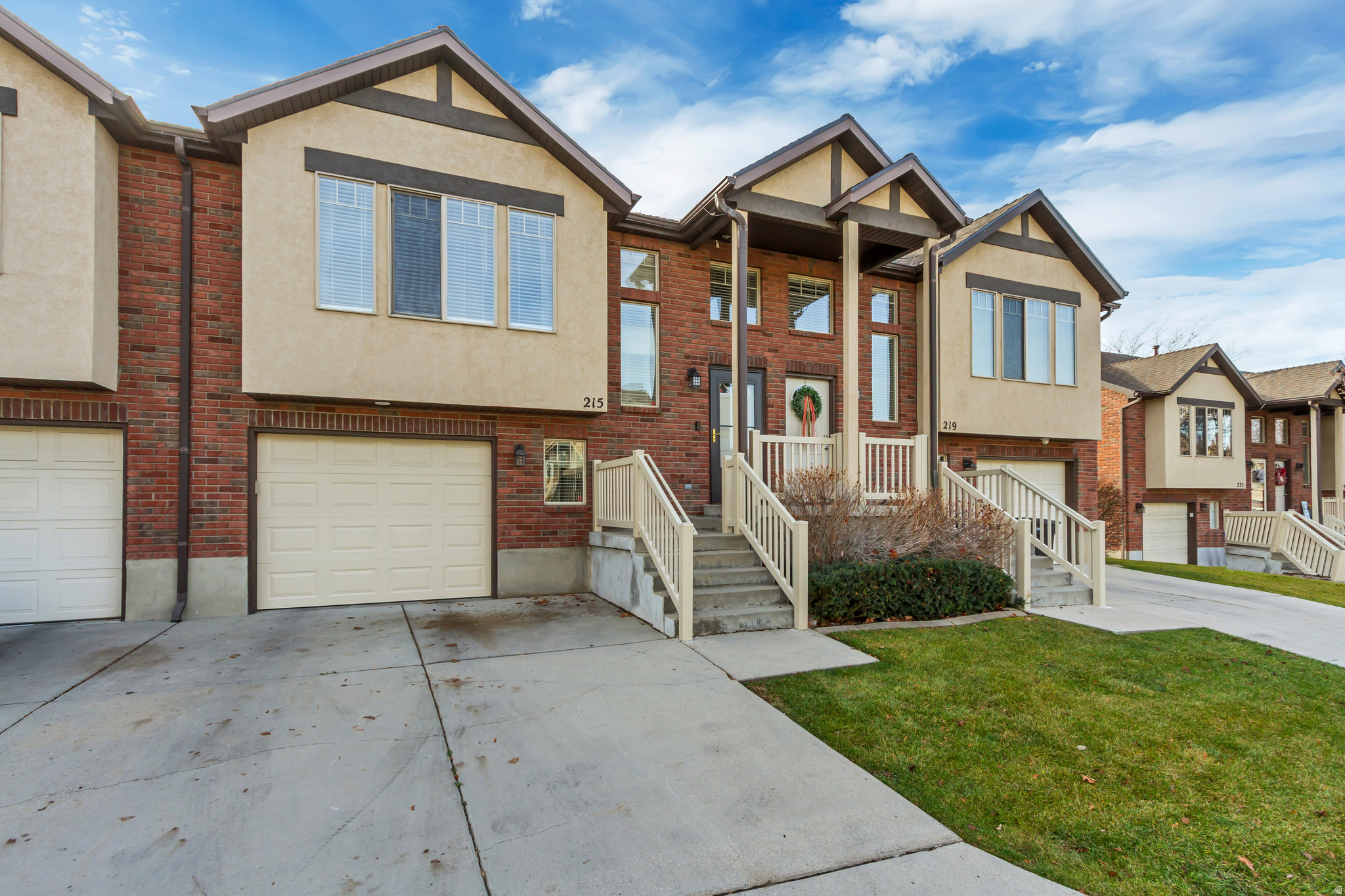 CALL MEADOWS - Residential