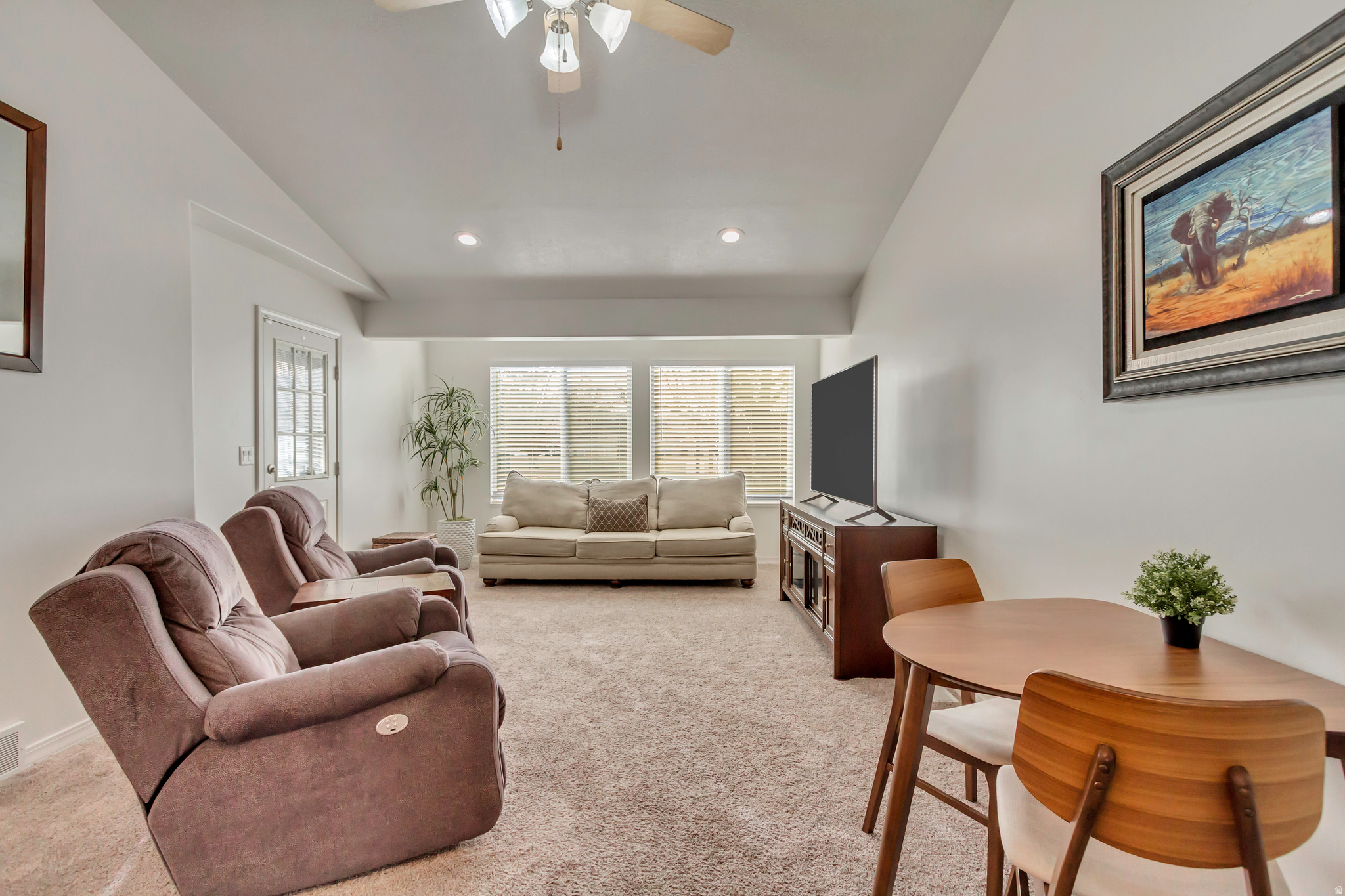 CALL MEADOWS - Residential