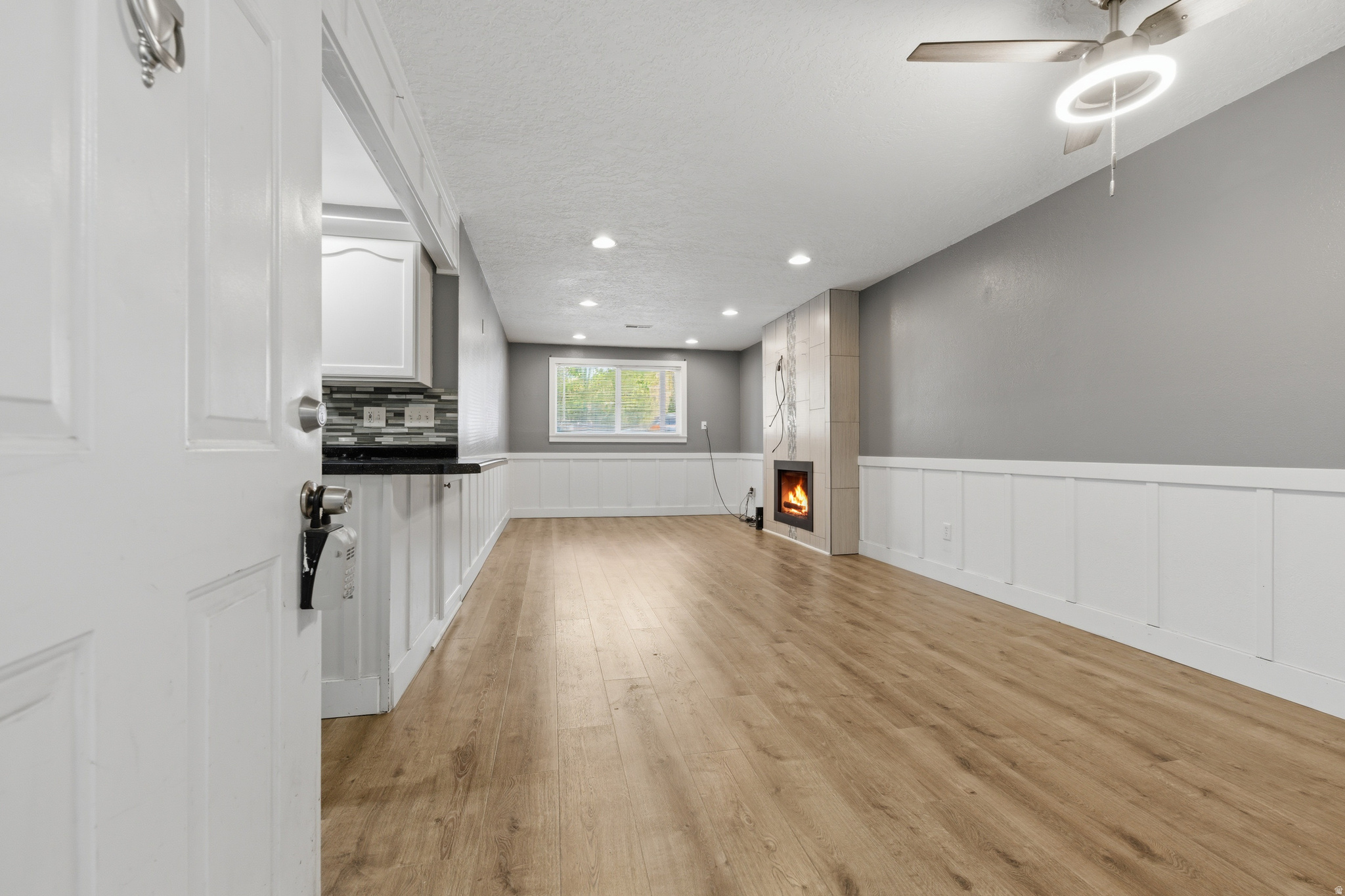 WOODLAND HEIGHTS CON - Residential