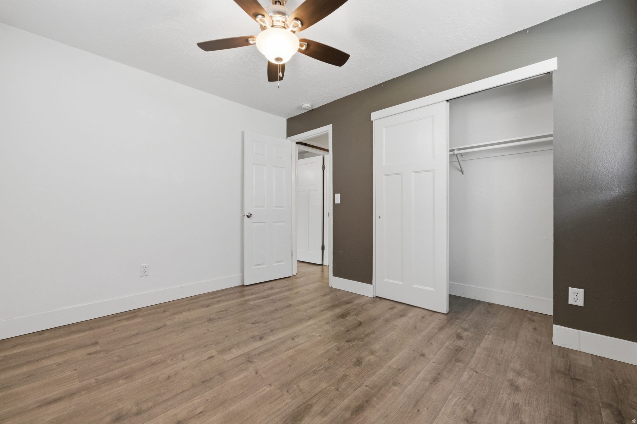 WOODLAND HEIGHTS CON - Residential
