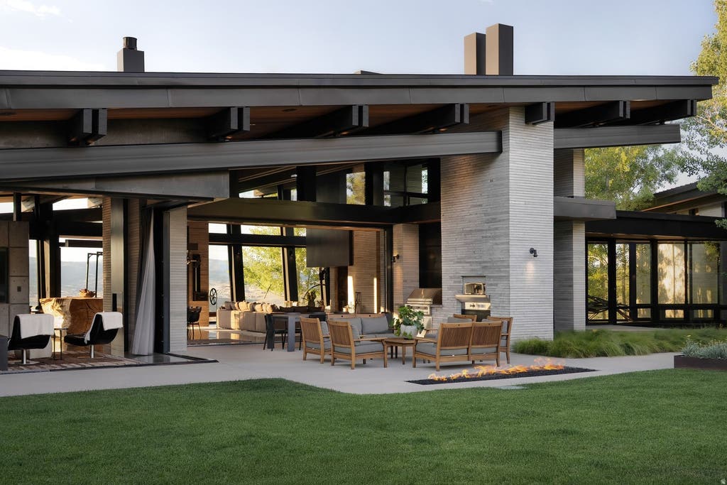 Photo of 29 MARILYN CT, Park City, UT 84060 (MLS # 2174770)