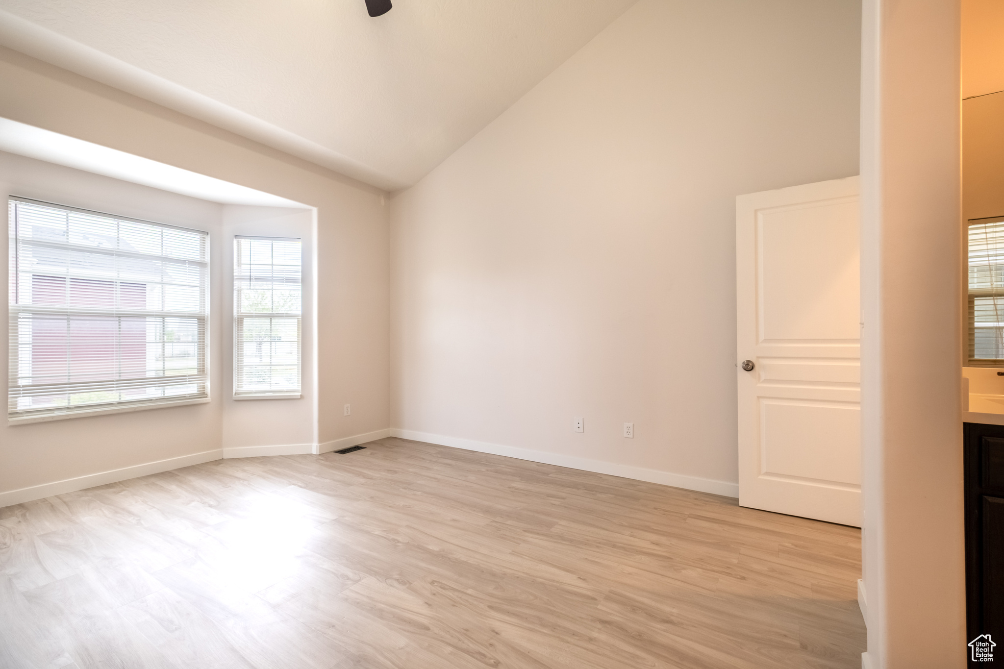10227 S Oquirrh Lake Rd, South Jordan, Utah image 27