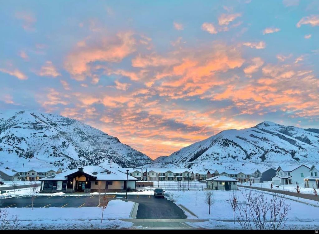 Photo of 416 S 1440 E, Hyrum, UT 84319 (MLS # 2148159)