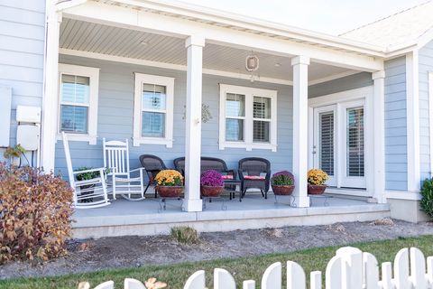 Tiny photo for 10942 S KESTRAL RISE RD W, South Jordan, UT 84095 (MLS # 2120793)