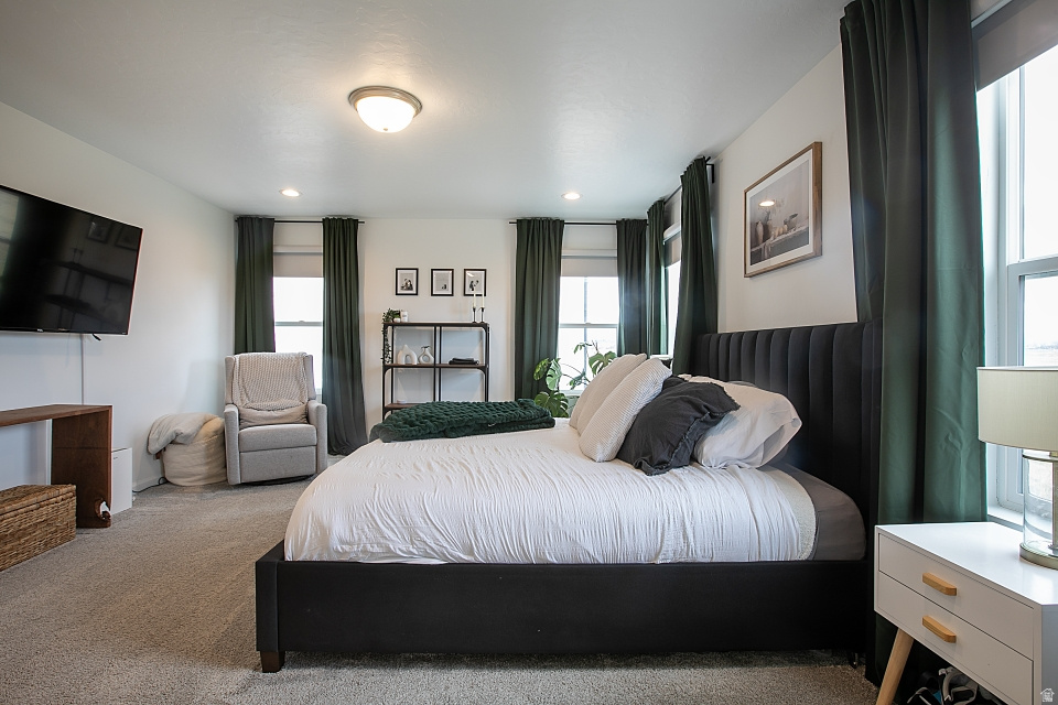 ARROWHEAD PARK - Residential