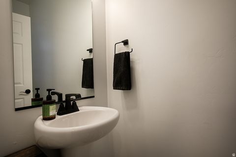 Tiny photo for 1441 N 1130 E, Payson, UT 84651 (MLS # 2141995)