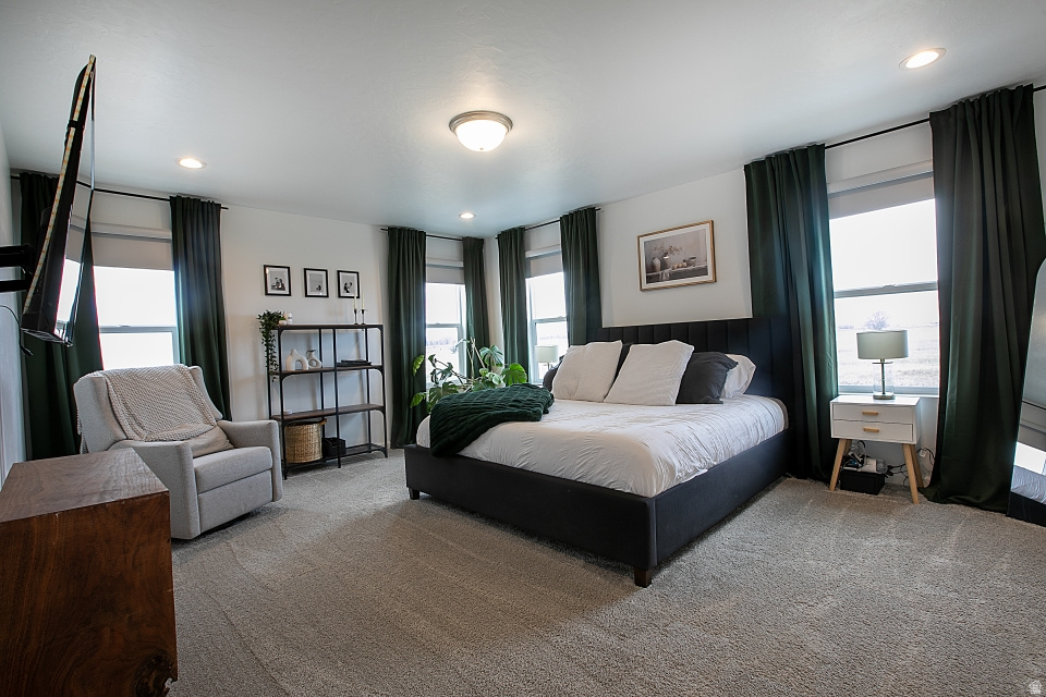 ARROWHEAD PARK - Residential