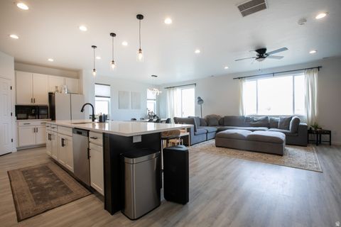 Tiny photo for 1441 N 1130 E, Payson, UT 84651 (MLS # 2141995)