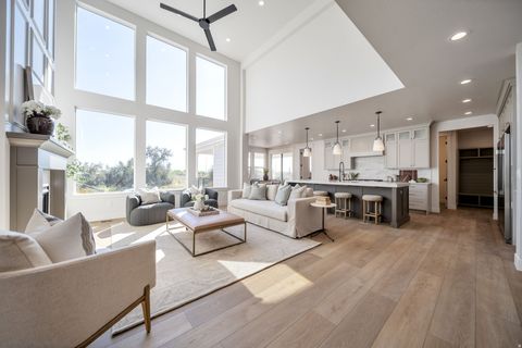 Tiny photo for 695 W HIDDEN FARM DR, Farmington, UT 84025 (MLS # 2120094)