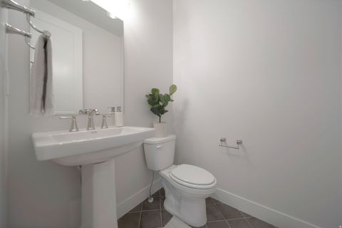 Tiny photo for 695 W HIDDEN FARM DR, Farmington, UT 84025 (MLS # 2120094)