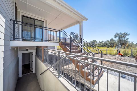 Tiny photo for 695 W HIDDEN FARM DR, Farmington, UT 84025 (MLS # 2120094)