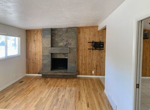 Tiny photo for 5210 S 900 ST E, Murray, UT 84117 (MLS # 2138635)