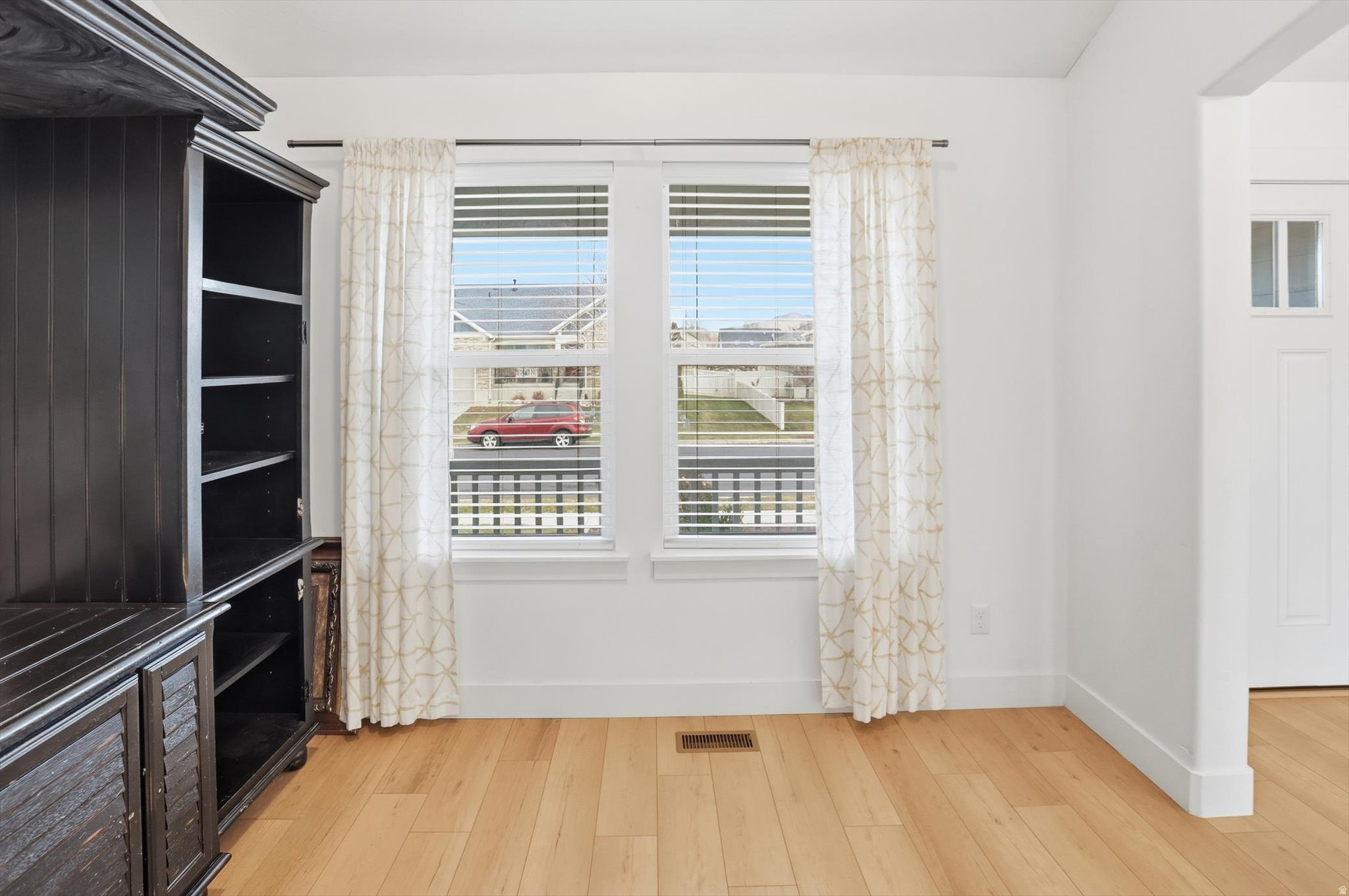 SNOWS SPRINGS - Residential