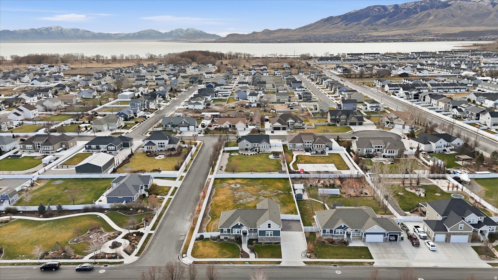 SNOWS SPRINGS - Residential