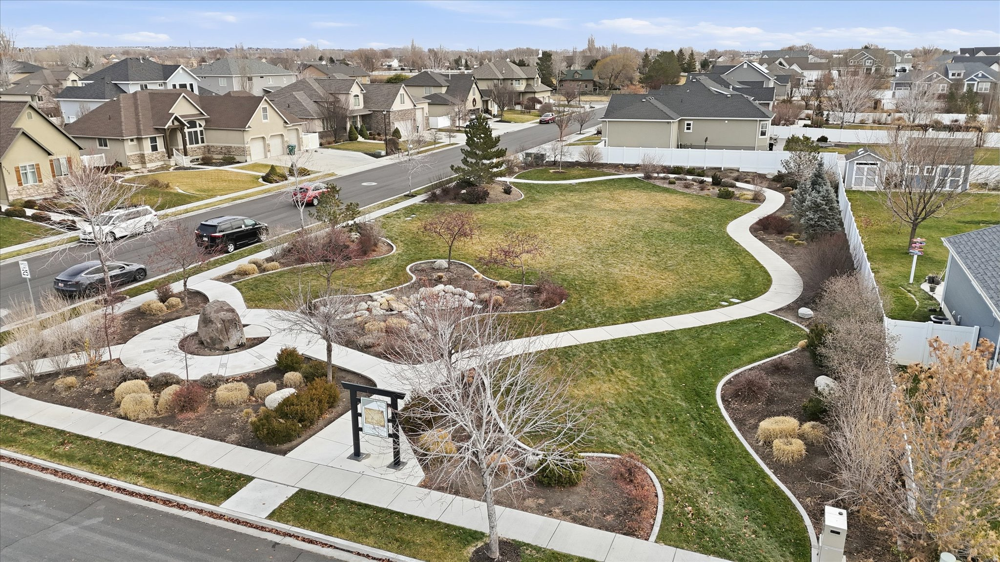 SNOWS SPRINGS - Residential