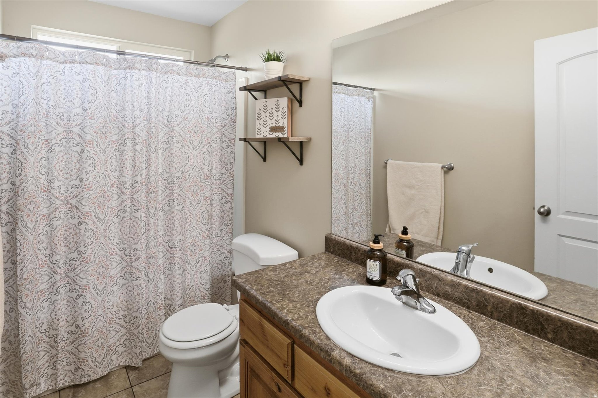 SNOWS SPRINGS - Residential