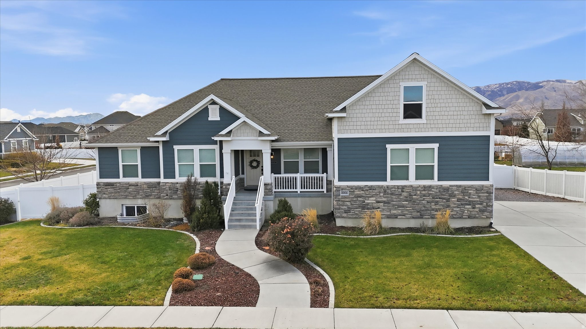 SNOWS SPRINGS - Residential