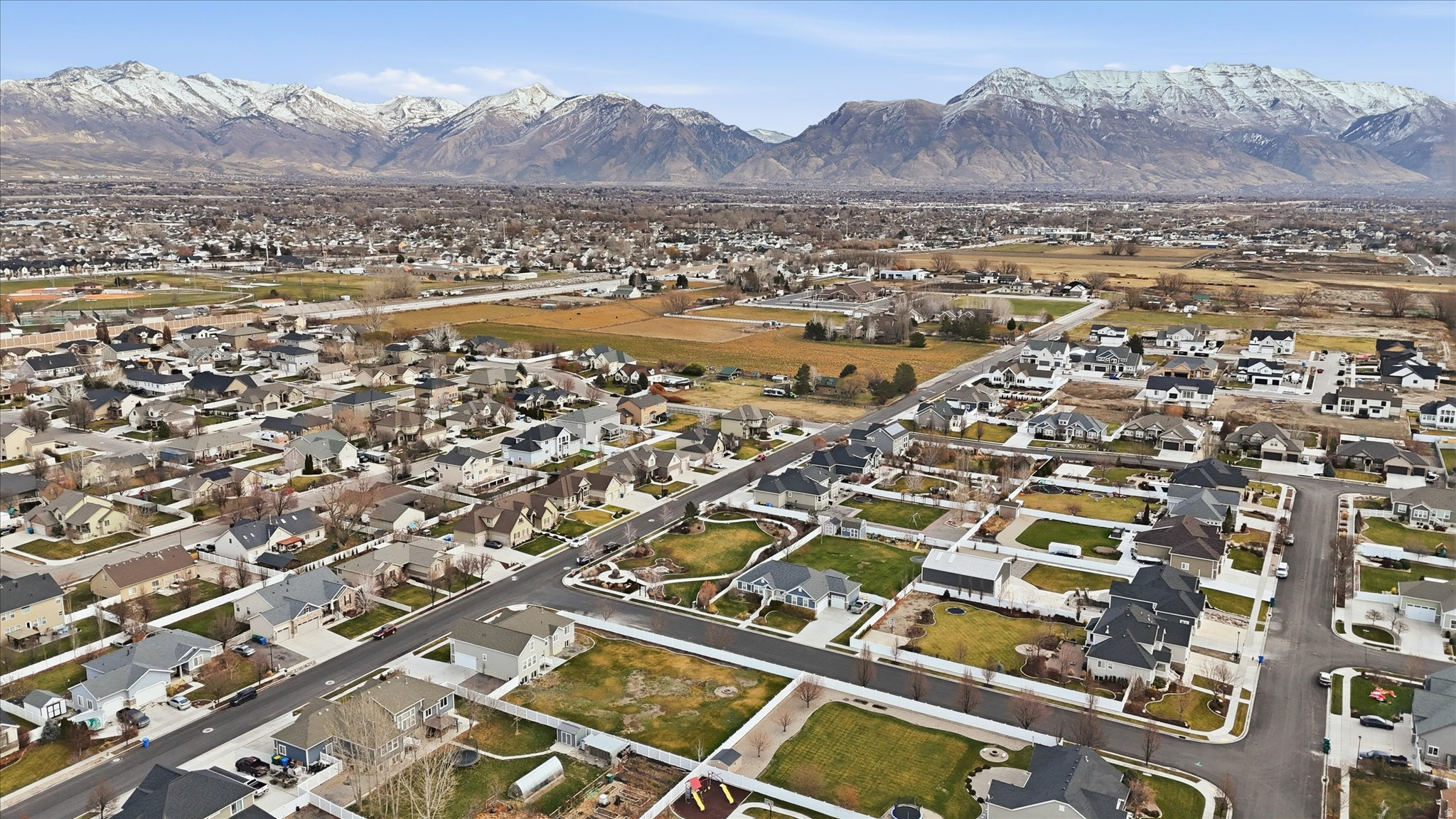 SNOWS SPRINGS - Residential