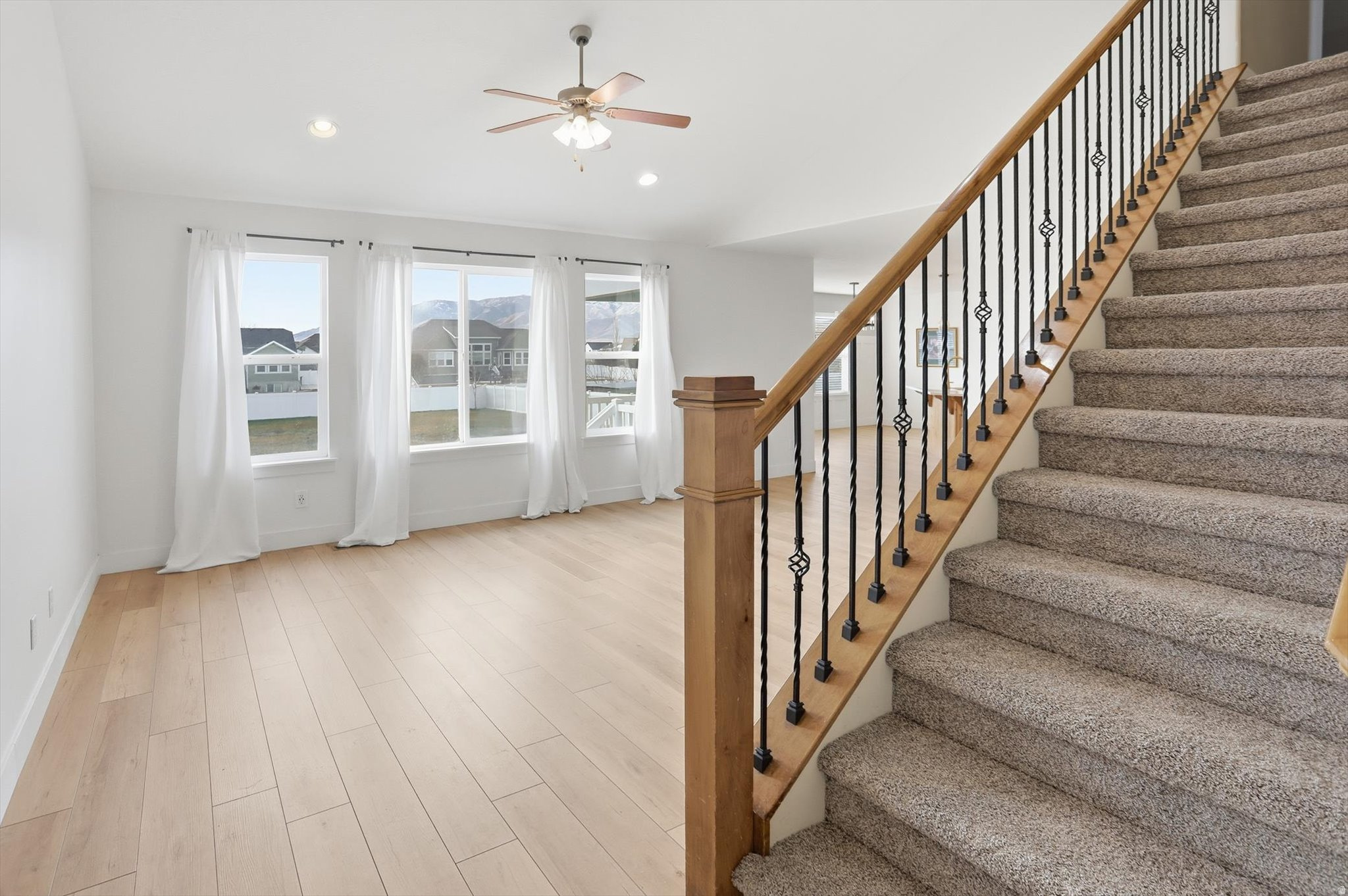 SNOWS SPRINGS - Residential