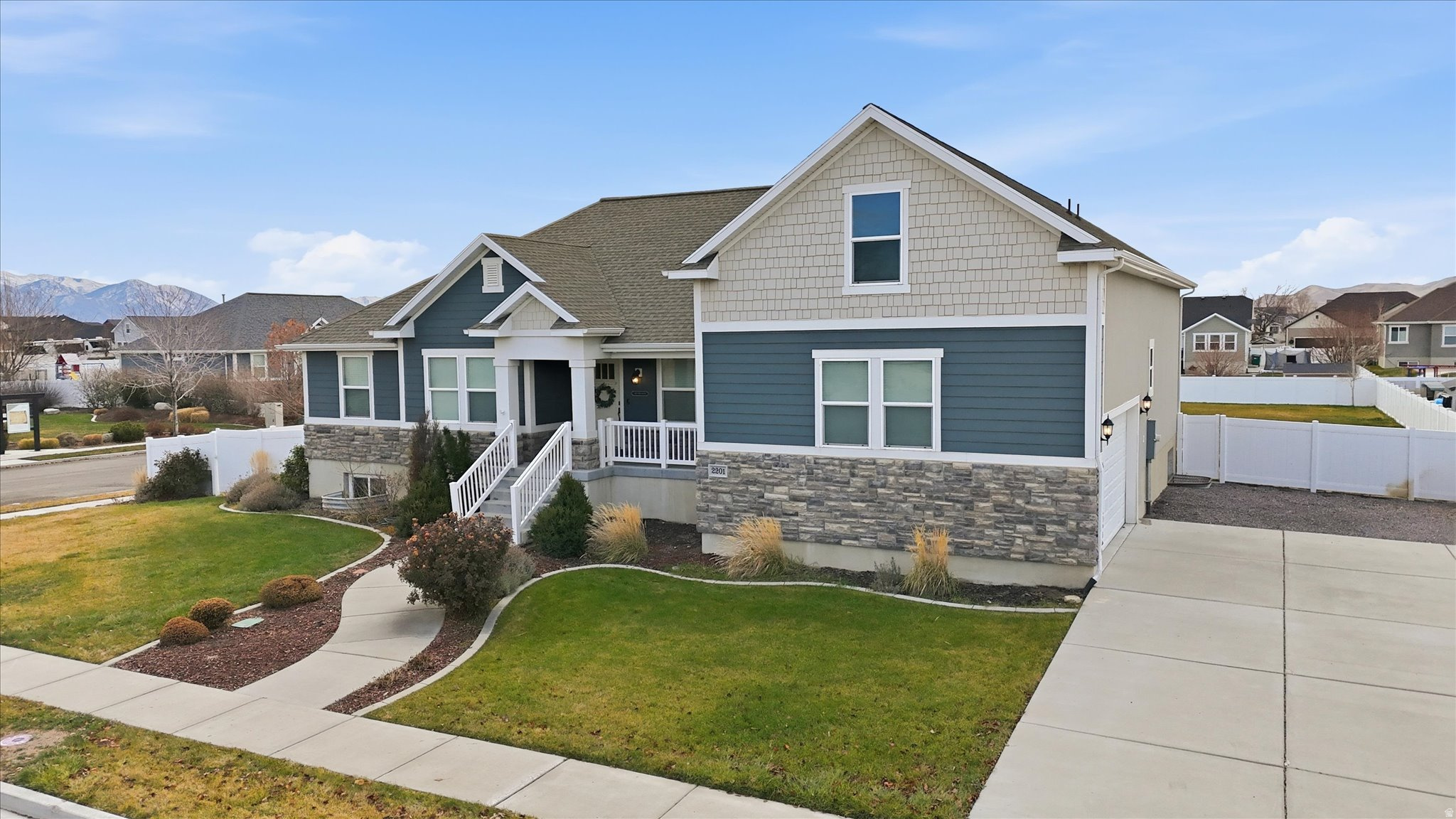 SNOWS SPRINGS - Residential