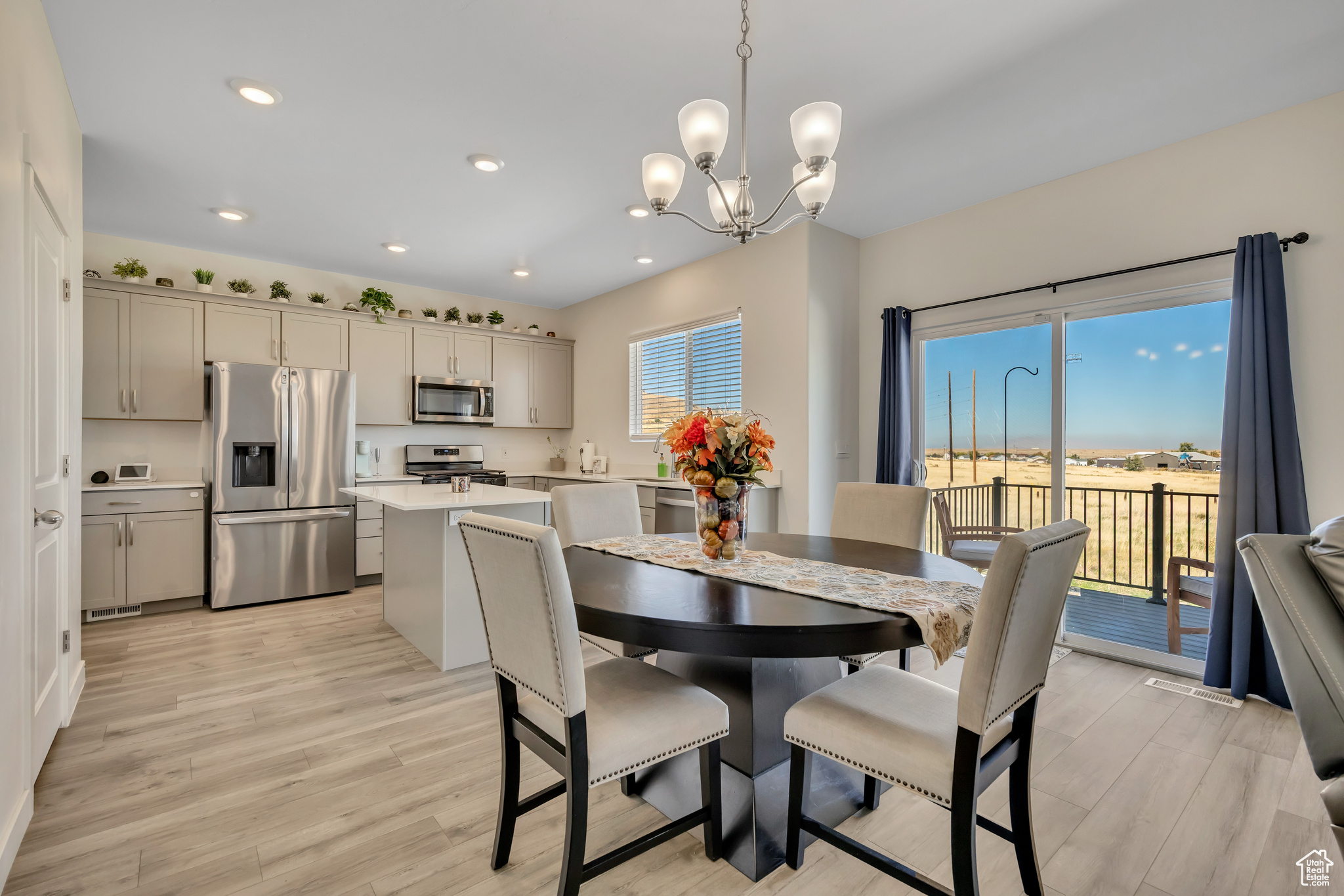 LITTLE VALLEY GATEWA - Residential