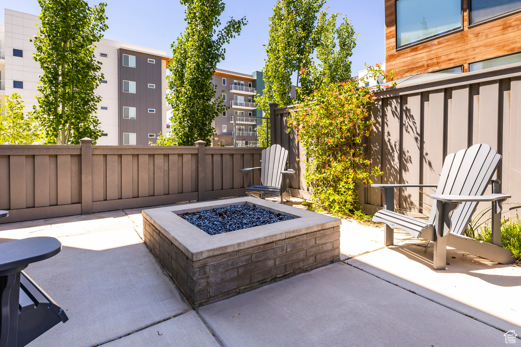 THE GROVE - Residential