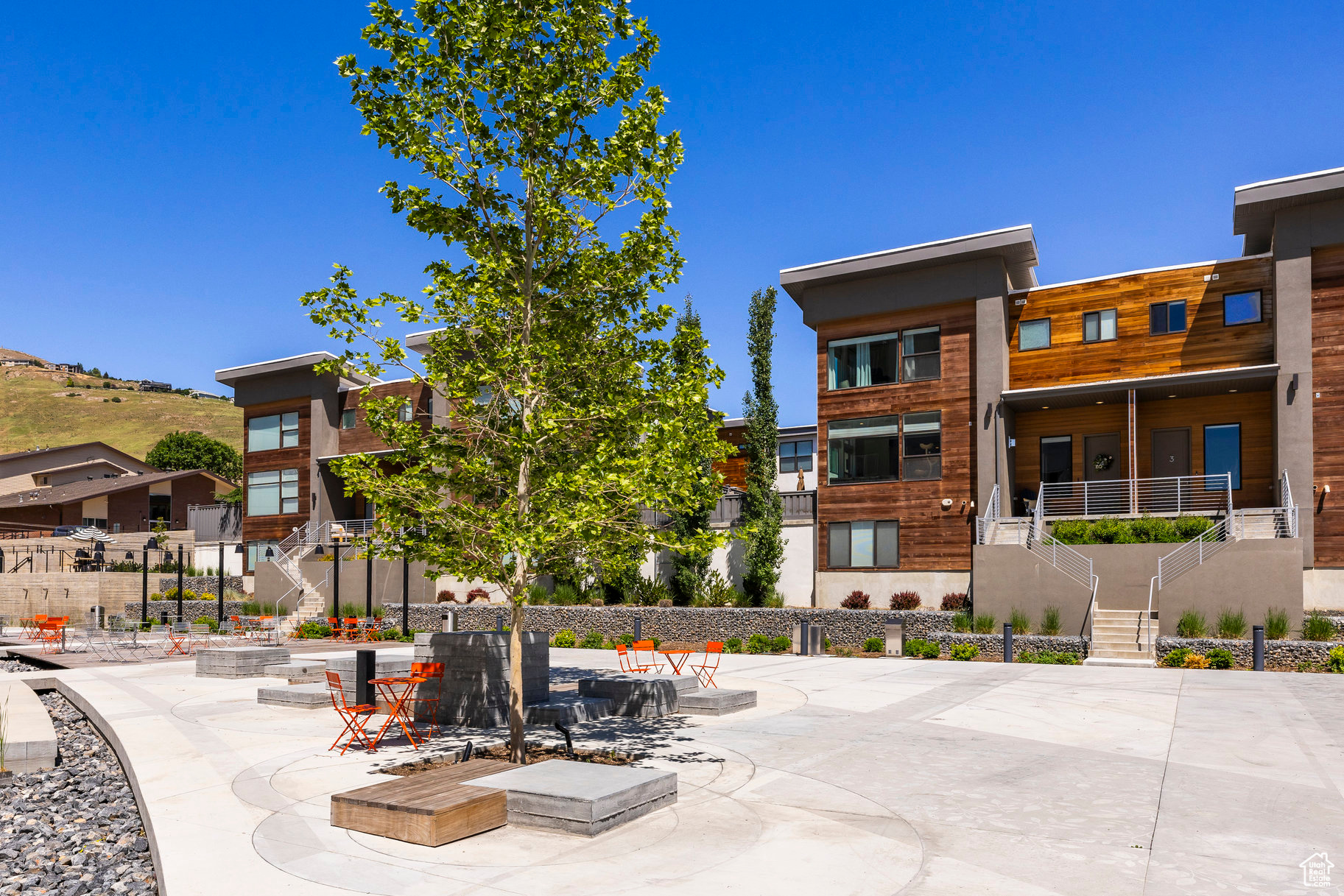 THE GROVE - Residential