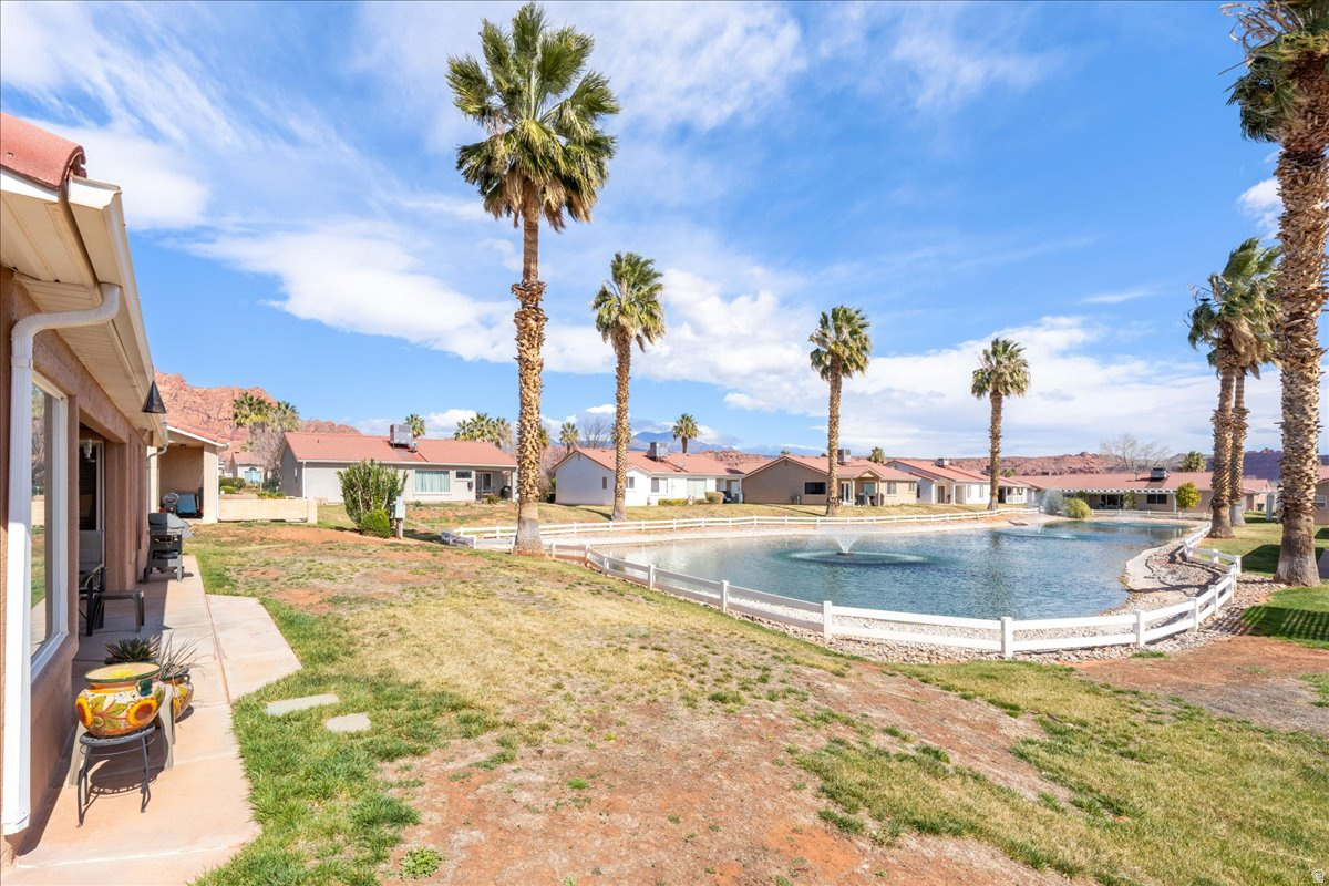 PADRE LAKES TH 2 - Residential