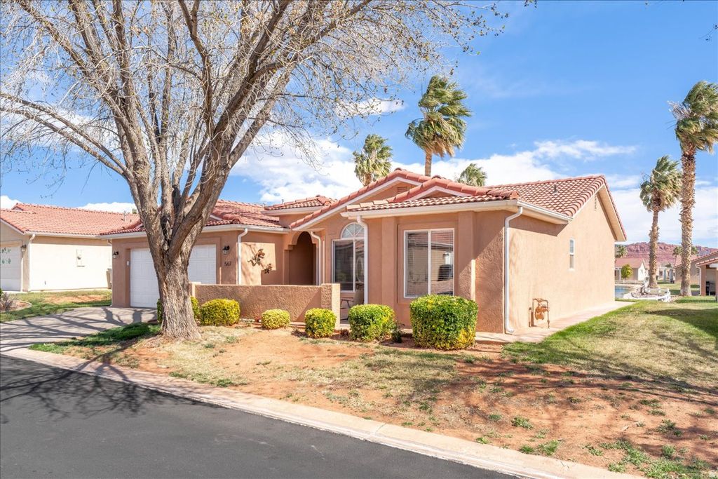 Photo of 567 S FIESTA DR, Ivins, UT 84738 (MLS # 2142166)