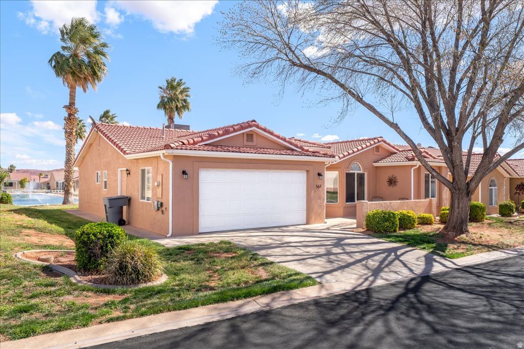 Photo of 567 S FIESTA DR, Ivins, UT 84738 (MLS # 2142166)