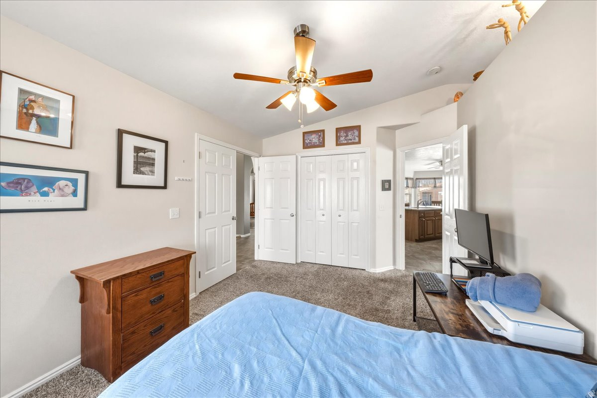 PADRE LAKES TH 2 - Residential