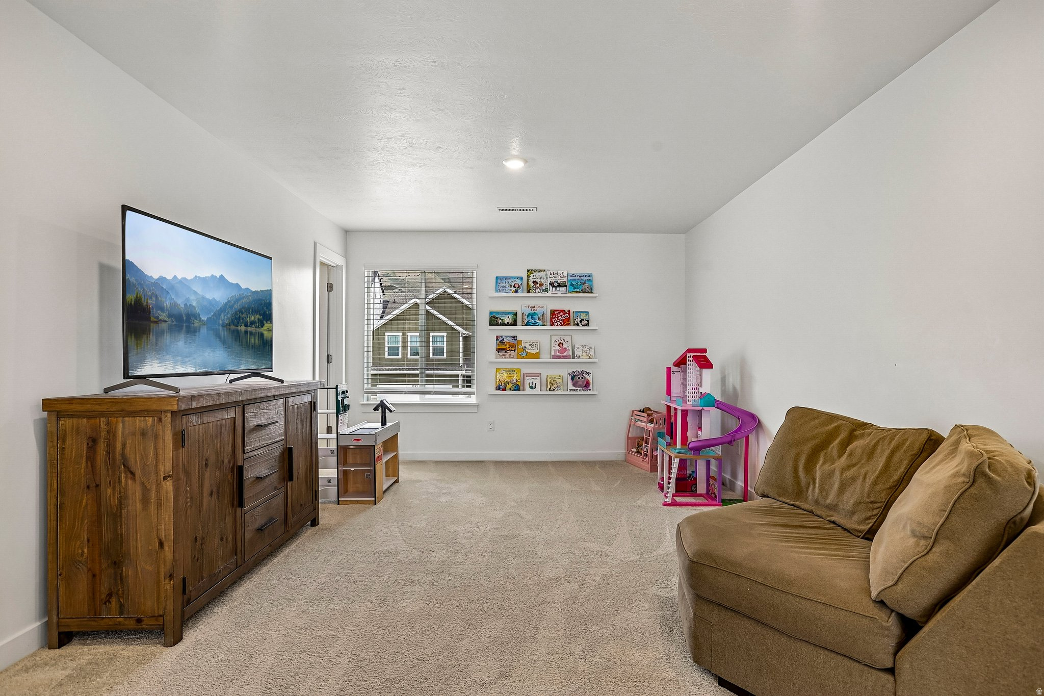 FOX HOLLOW - Residential