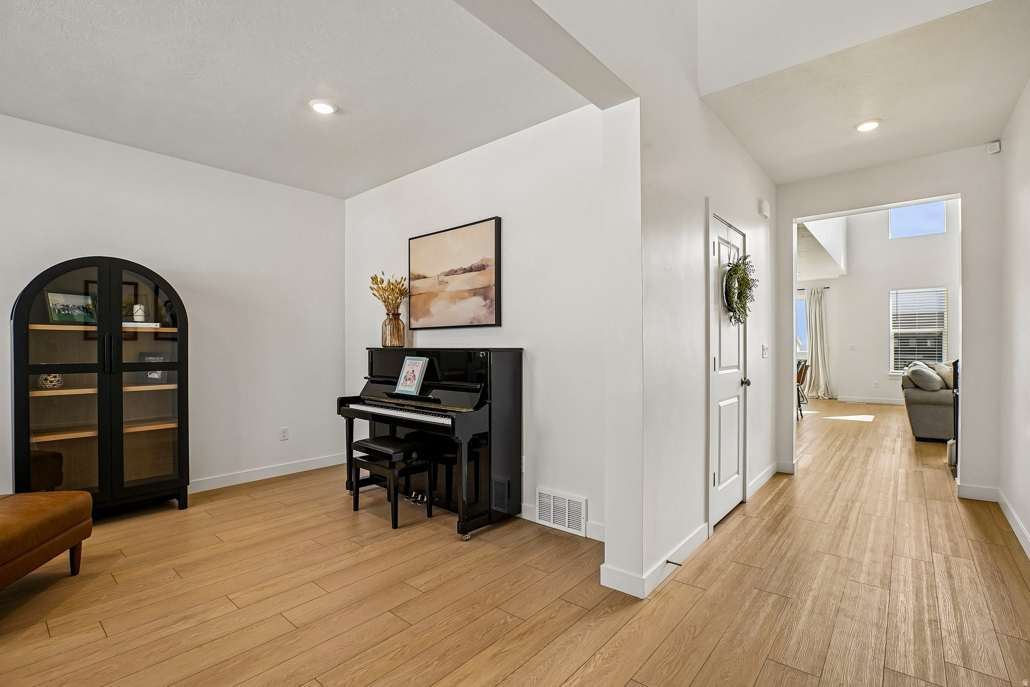 FOX HOLLOW - Residential