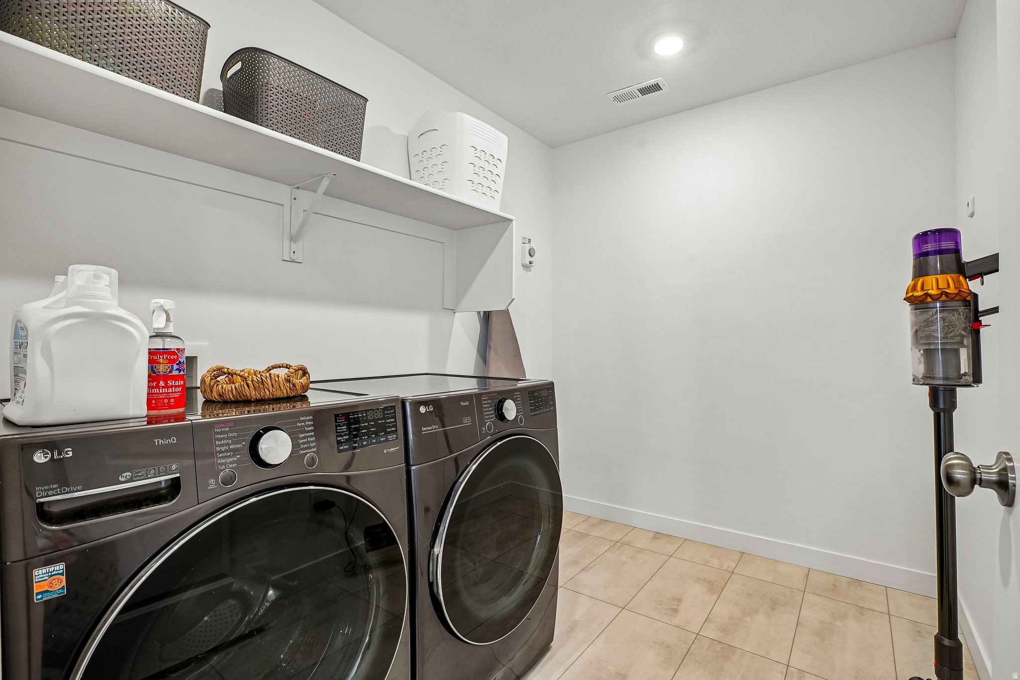 FOX HOLLOW - Residential