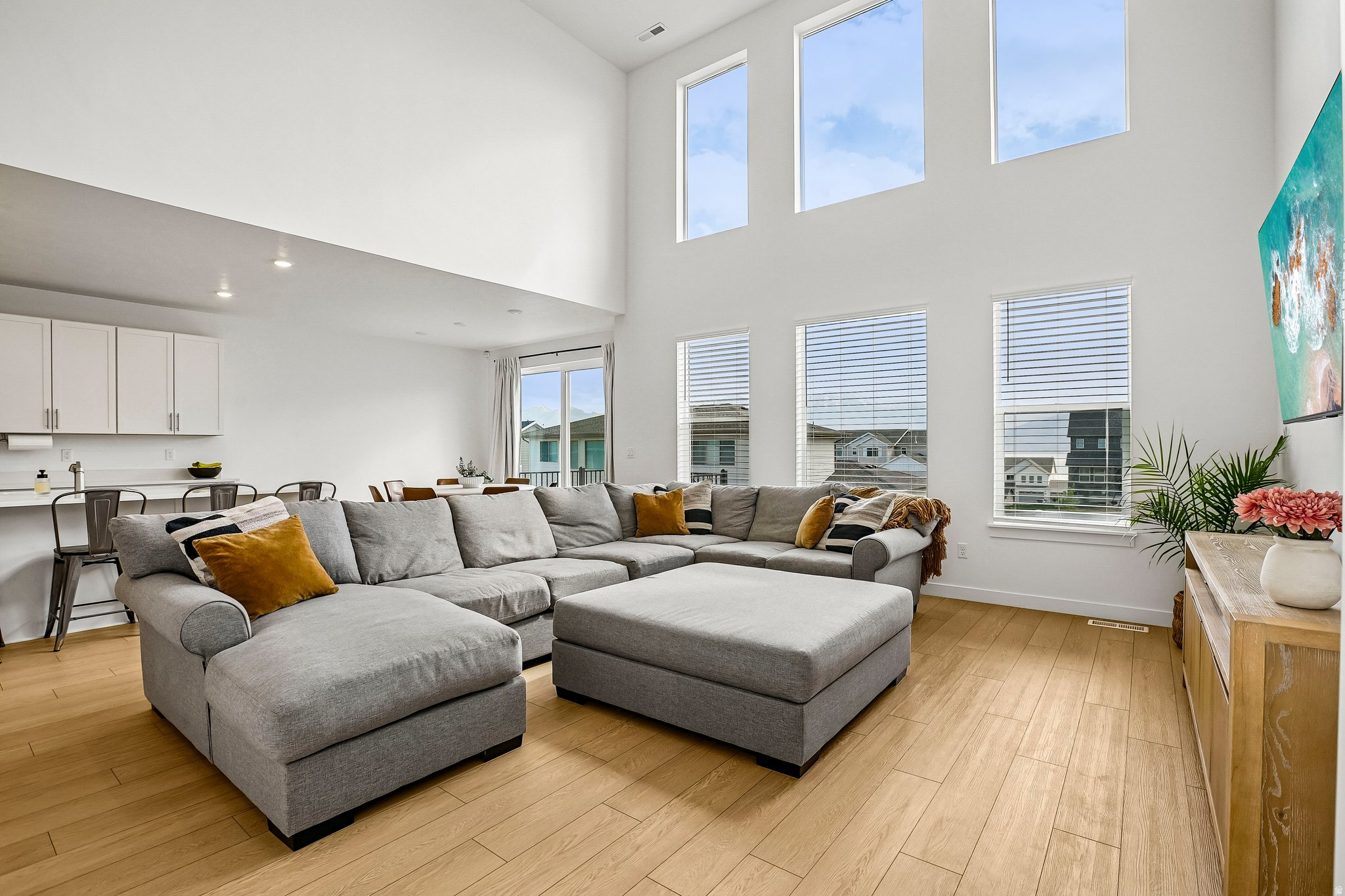 FOX HOLLOW - Residential