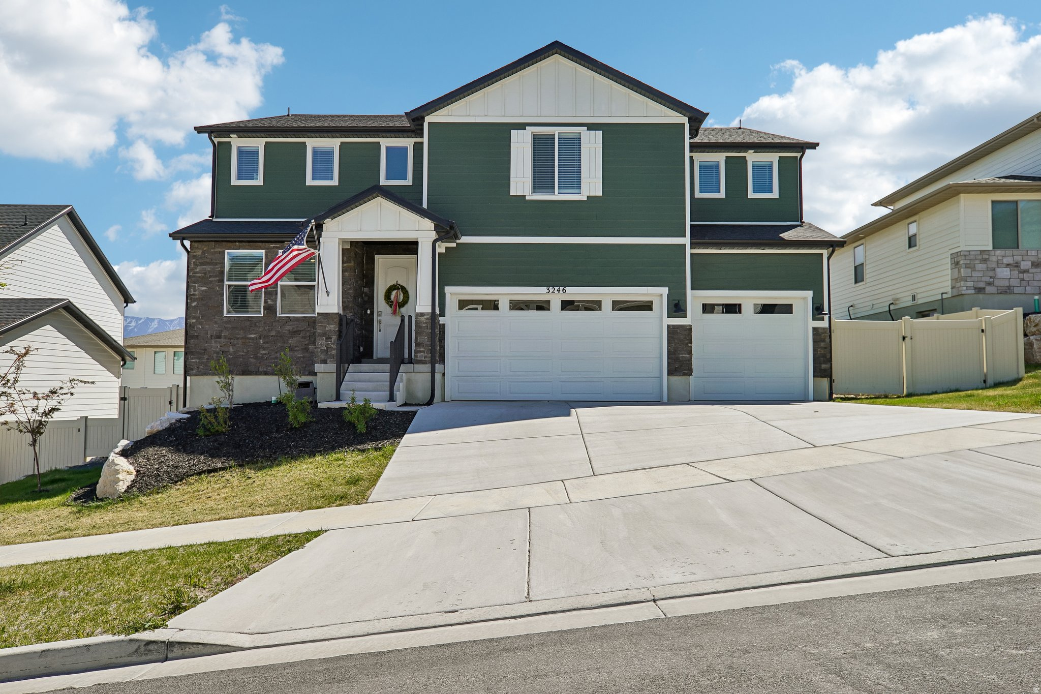 FOX HOLLOW - Residential