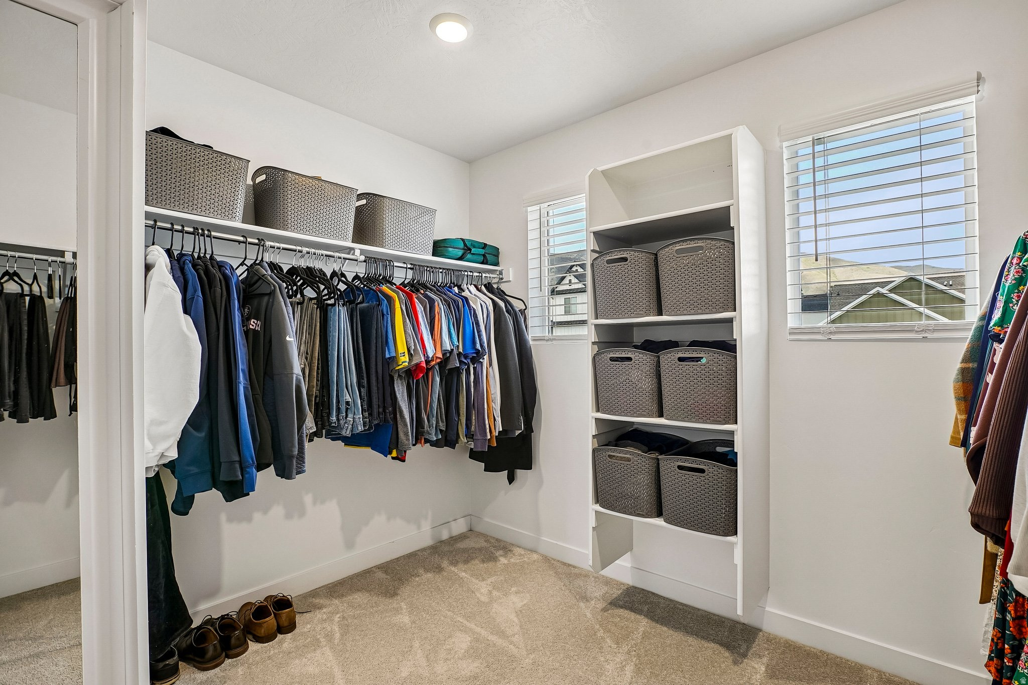 FOX HOLLOW - Residential