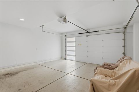 Tiny photo for 6996 S BROOKHILL Dr E, Cottonwood Heights, UT 84171 (MLS # 2135874)