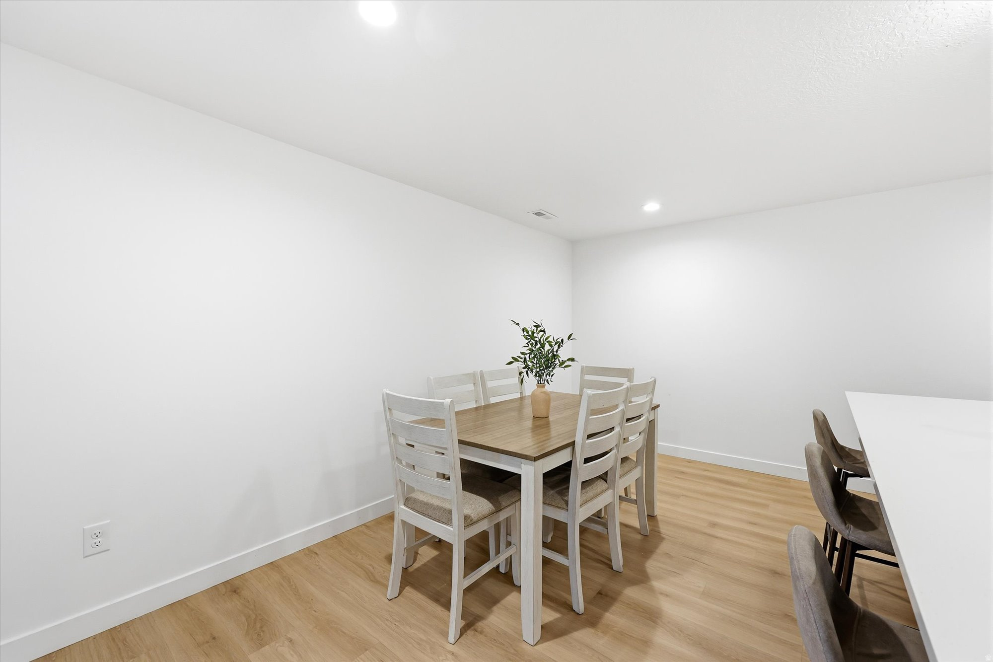 OQUIRRH WEST - Residential