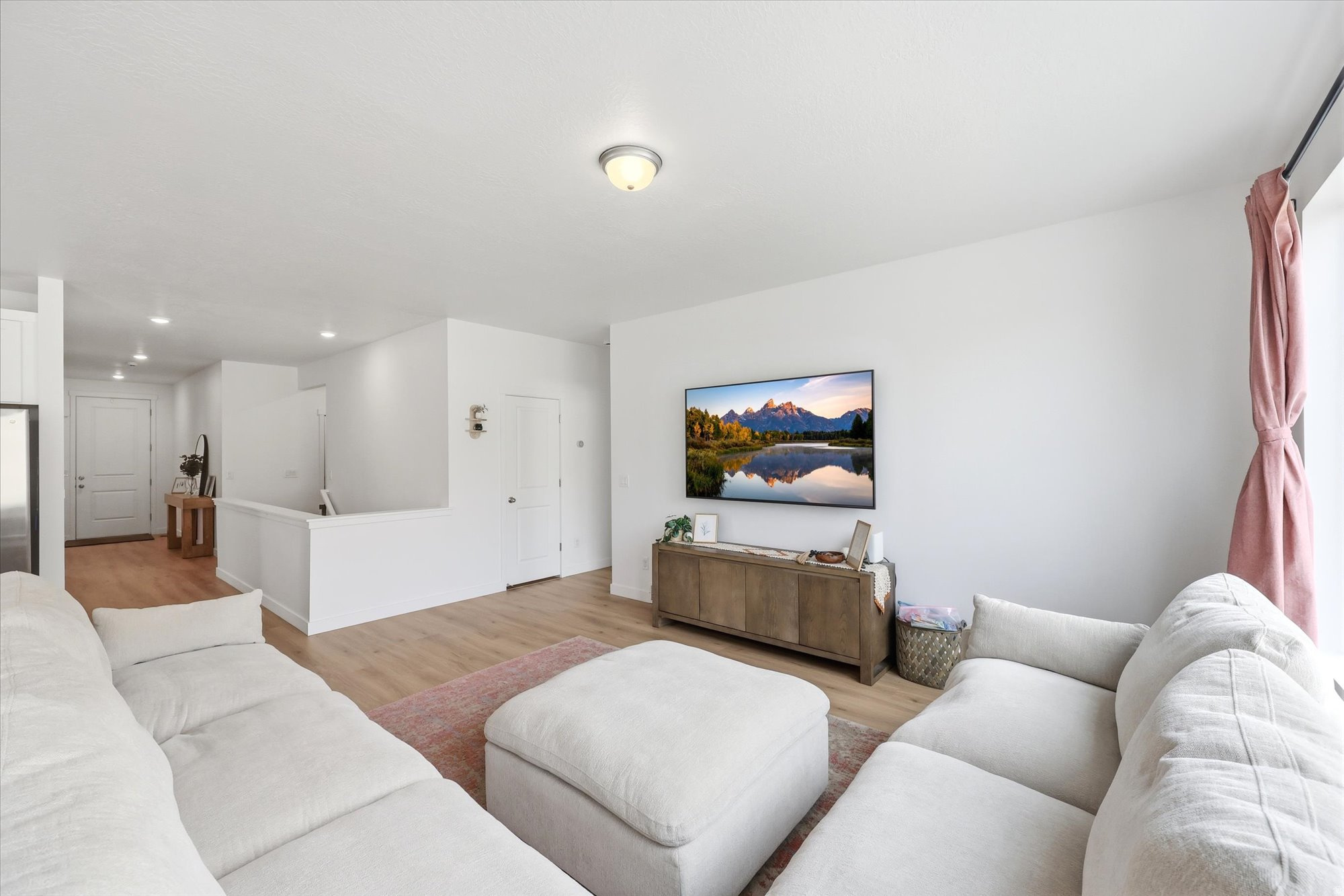 OQUIRRH WEST - Residential