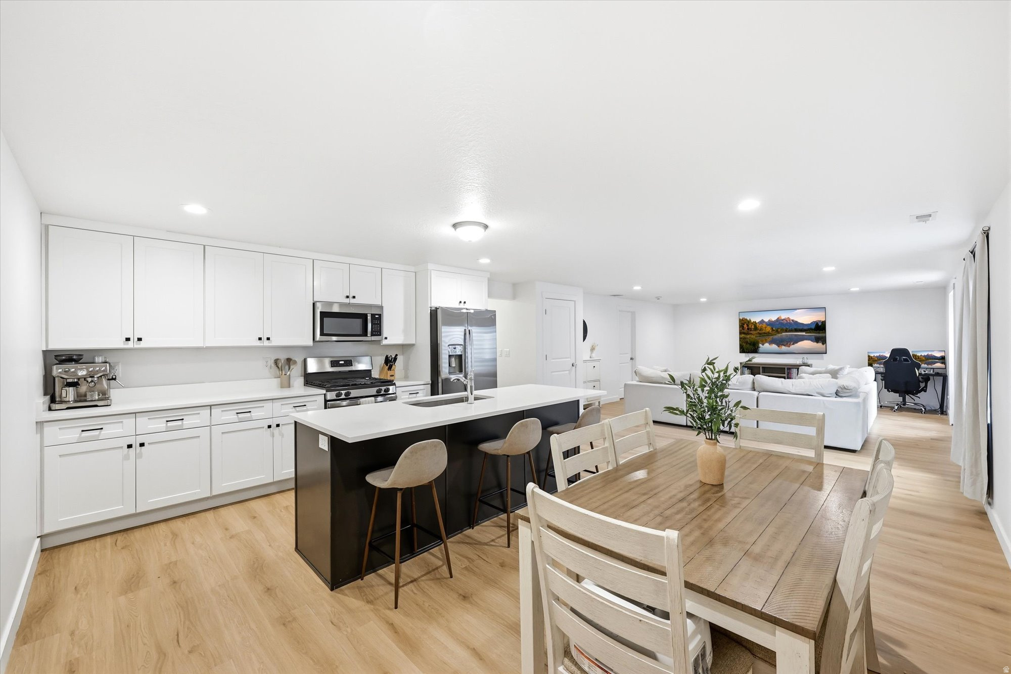 OQUIRRH WEST - Residential