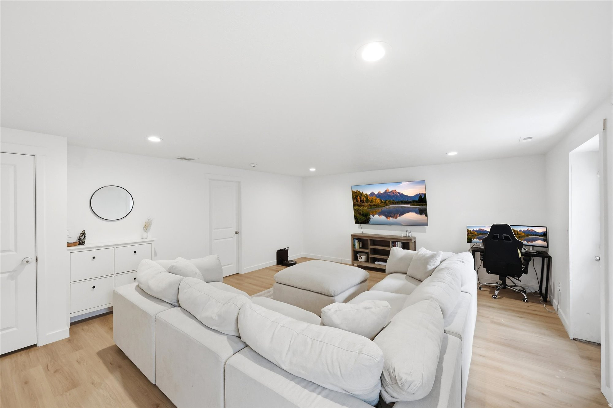 OQUIRRH WEST - Residential