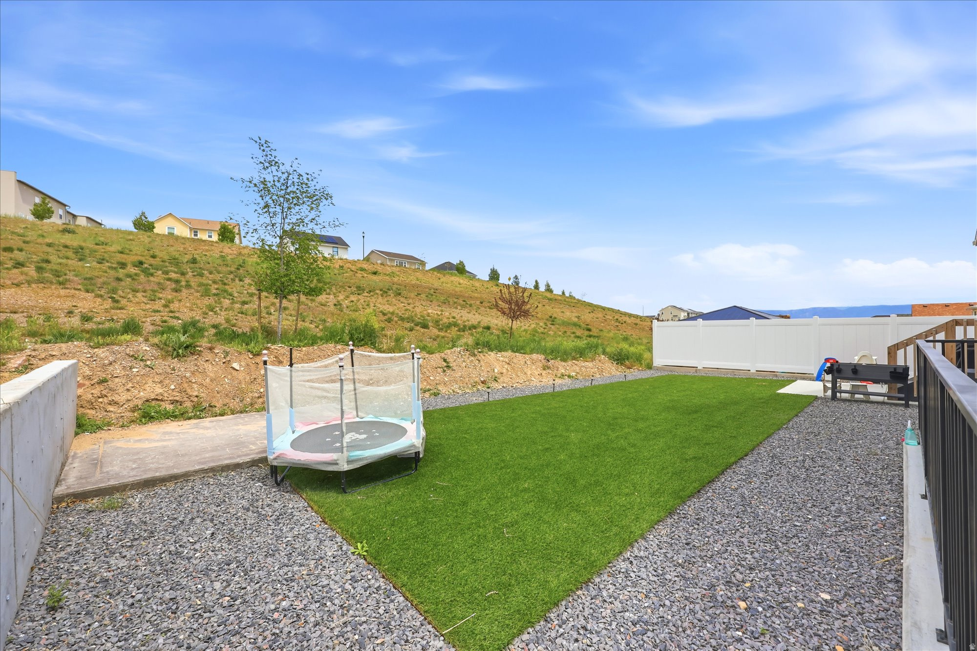 OQUIRRH WEST - Residential