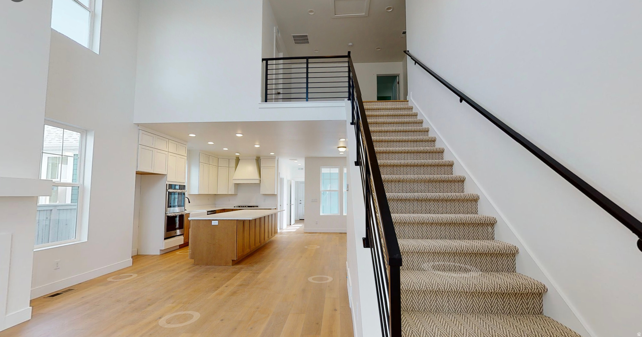 DAYBREAK - Residential